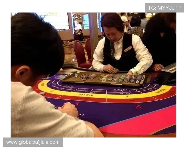 澳门赌场里的百家乐真人游戏体验指南,享受最真实刺激的博彩乐趣 澳门赌场里的百家乐真人游戏体验指南,享受最真实刺激的博彩乐趣